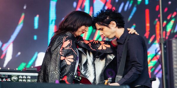Discografia Yeah Yeah Yeahs MEGA Completa