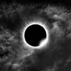 Descargar Der Weg einer Freiheit - Stellar [2015] MEGA